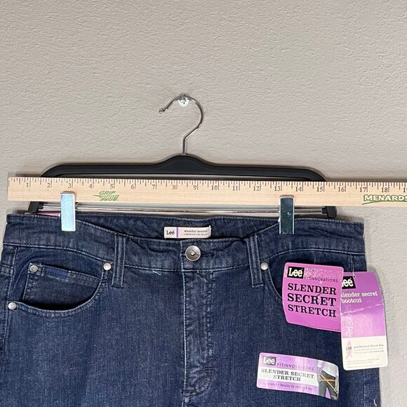 Lee Bootcut jeans NWT size 16 petite pocket detail stylish and comfy - Picture 3 of 10